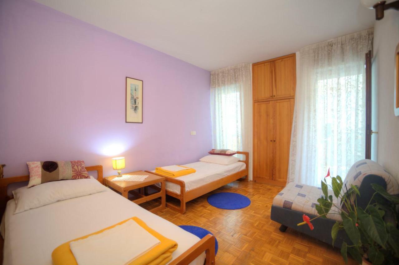 Apartments Villa Rojnica Jelsa  Ngoại thất bức ảnh